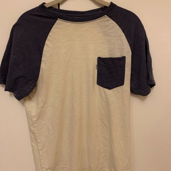 Levis Cream and Blue T Shirt (Size Small) - Picture 1 of 2